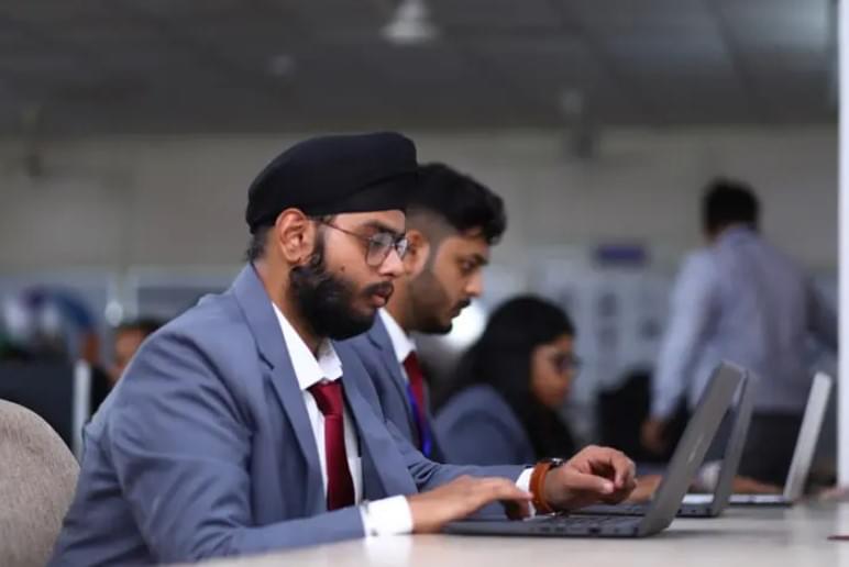 I Business Institute Greater Noida Computer Lab photo 9